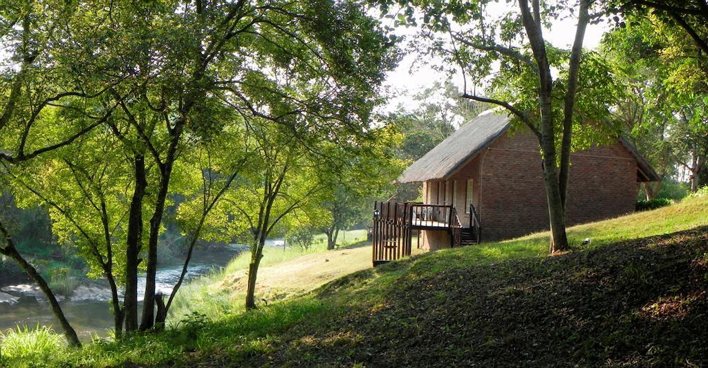 Kwambali Riverside Lodge Hazyview Zimmer foto
